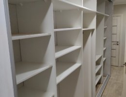 Шкаф-купе + комплект мебели для прихожей